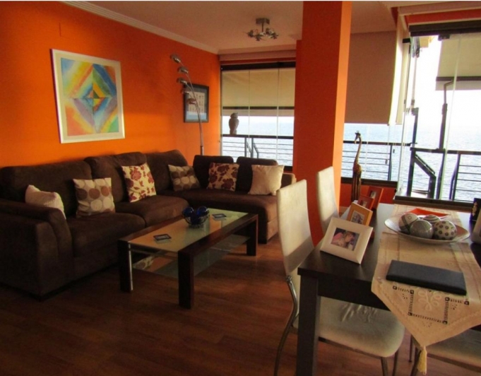 Appartement sur la première ligne de la plage de Levante