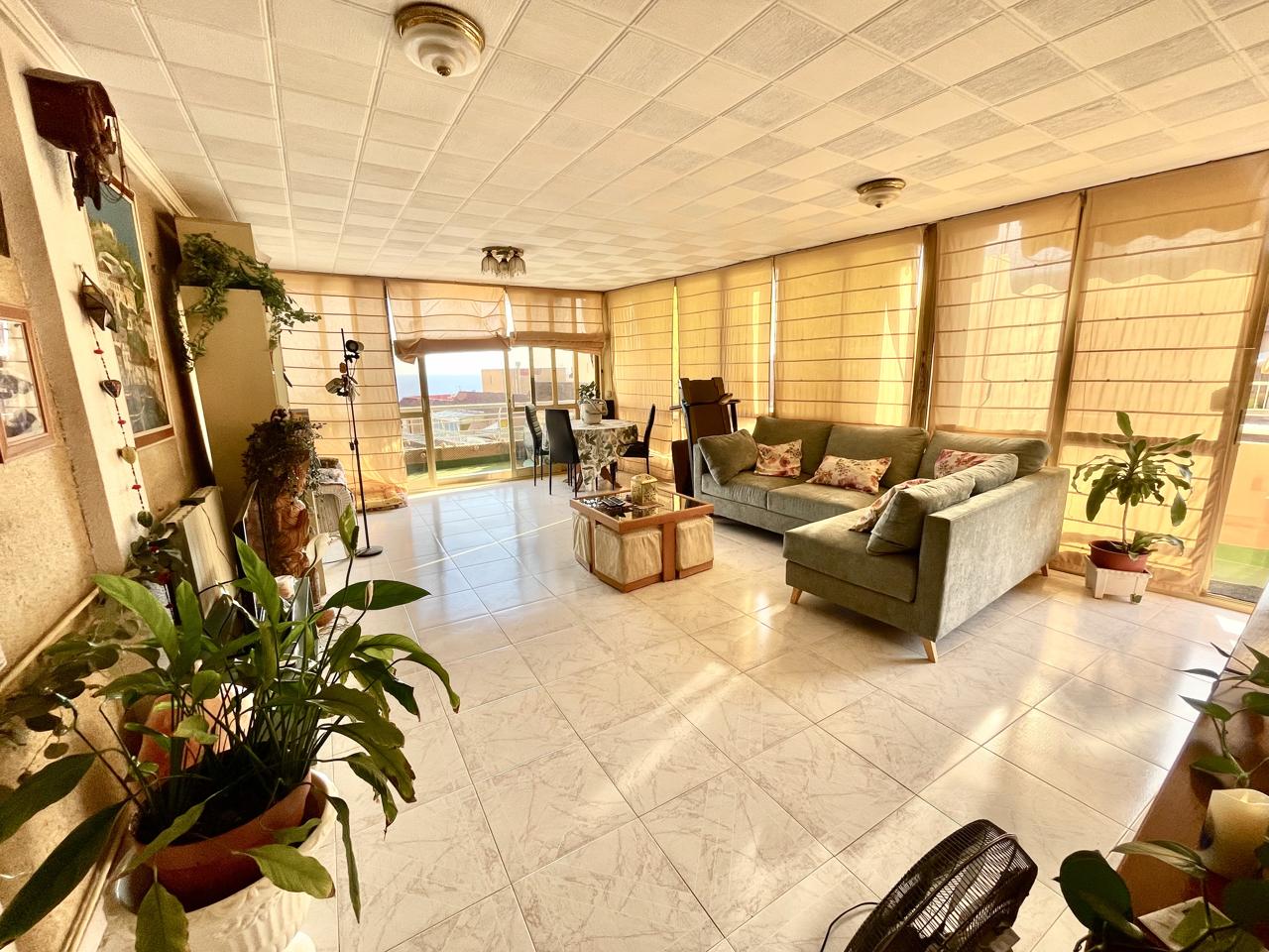 Ático en Venta en Benidorm – 2ª Línea de Playa Poniente