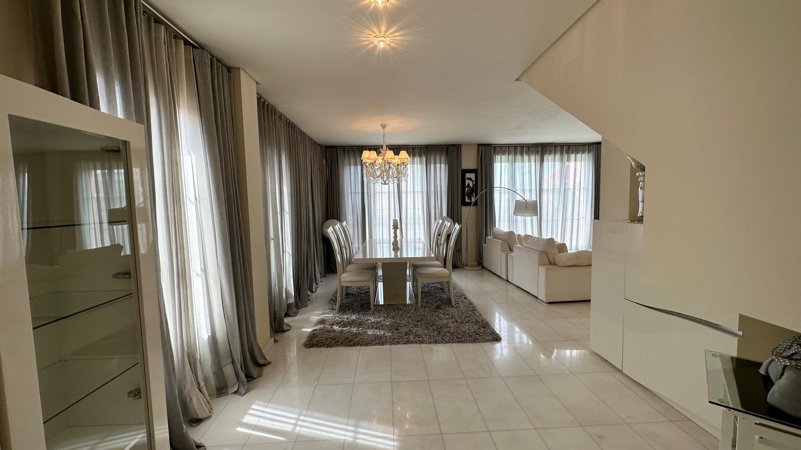 Villa en Golf Bahía