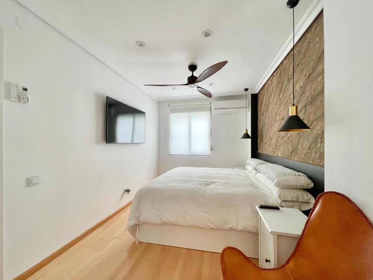 Traumhafte Penthouse-Wohnung zu verkaufen in erster Reihe am Levante-Strand – Benidorm