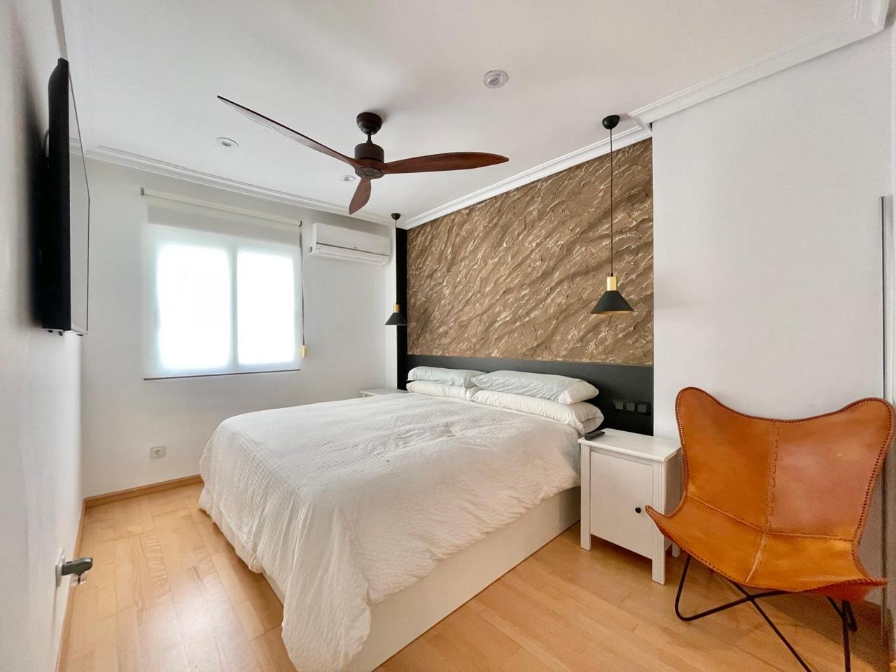 Traumhafte Penthouse-Wohnung zu verkaufen in erster Reihe am Levante-Strand – Benidorm