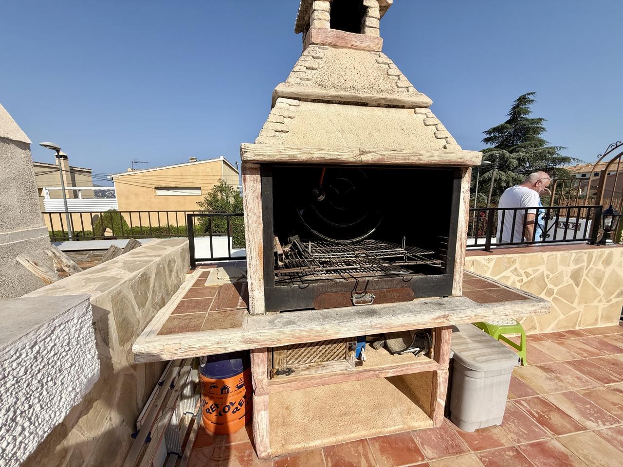 Casa en venta en La Nucía – amplitud, comodidad y entorno privilegiado.