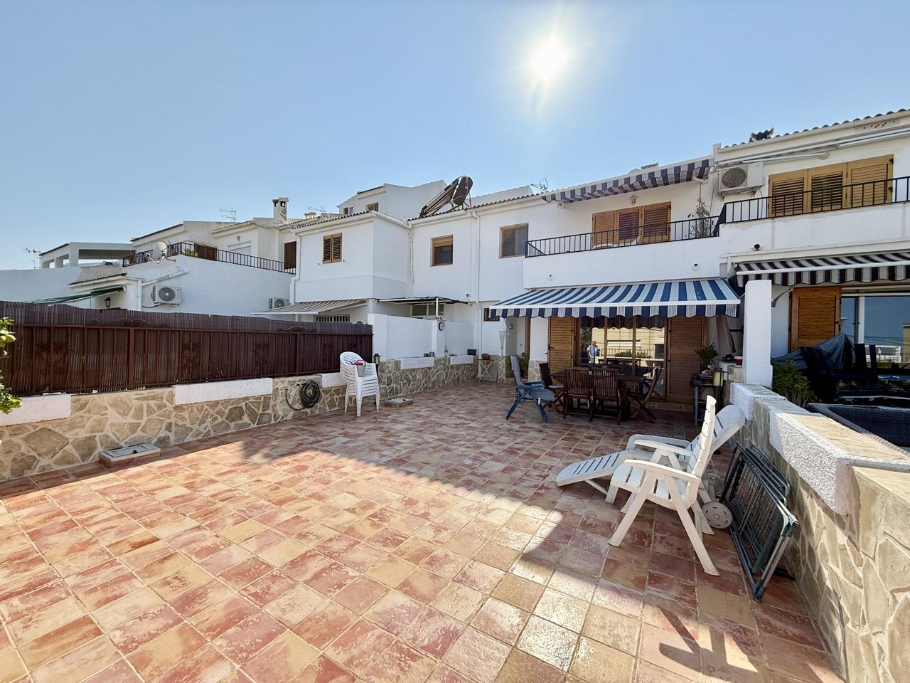Casa en venta en La Nucía – amplitud, comodidad y entorno privilegiado.