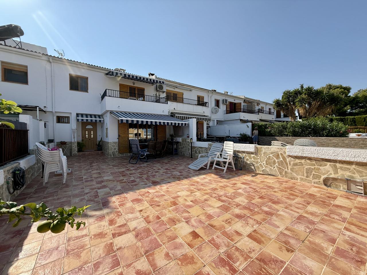 Casa en venta en La Nucía – amplitud, comodidad y entorno privilegiado.