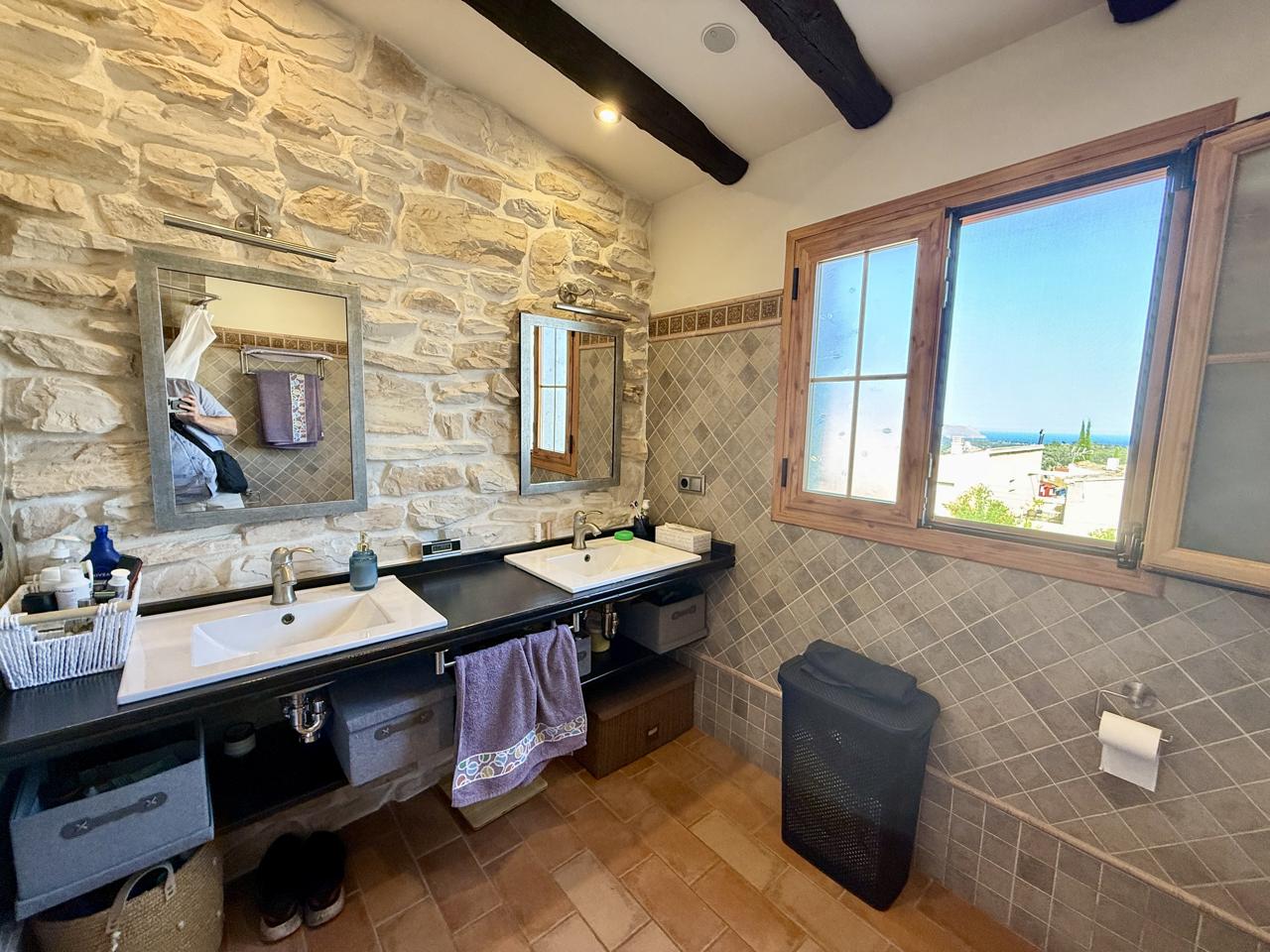 Casa en venta en La Nucía – amplitud, comodidad y entorno privilegiado.
