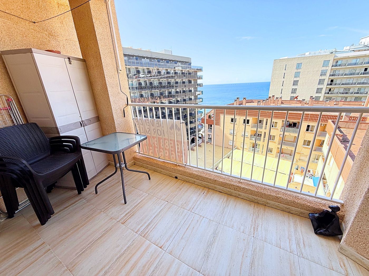 Appartement central avec vue sur la mer et terrasse