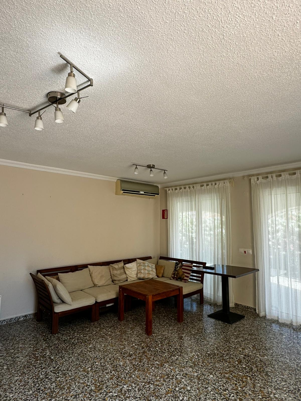 Villa independiente en Calpe, urbanización Canuta-Baja.