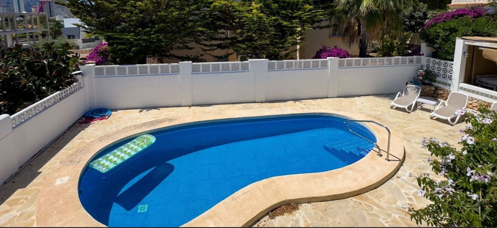 Casa de dos plantas en una zona tranquila de Calpe