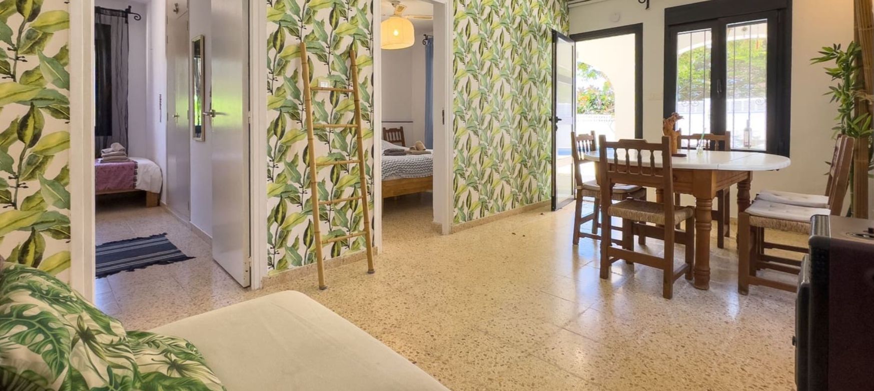 Casa de dos plantas en una zona tranquila de Calpe