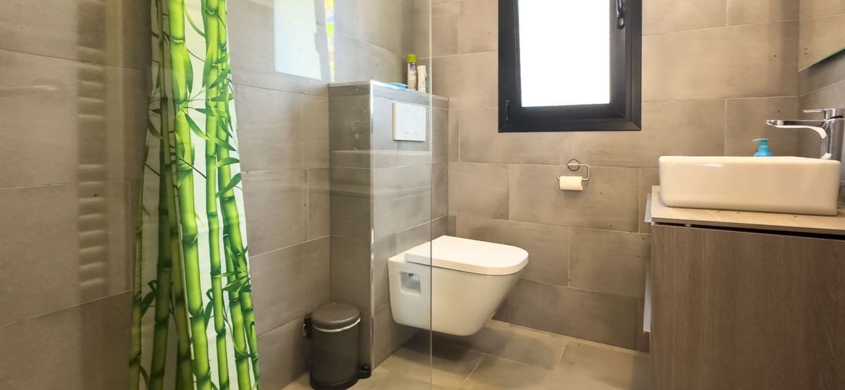 Casa de dos plantas en una zona tranquila de Calpe