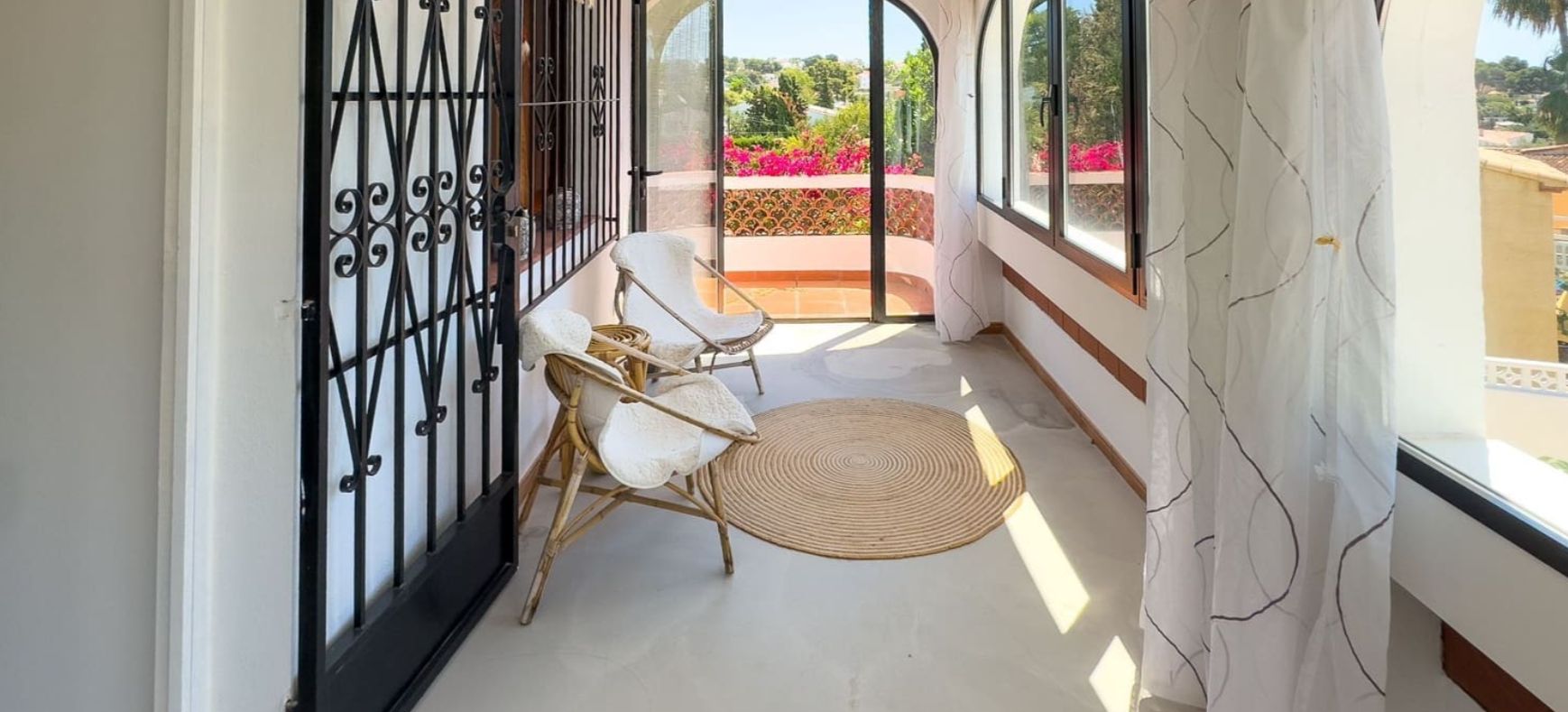 Casa de dos plantas en una zona tranquila de Calpe