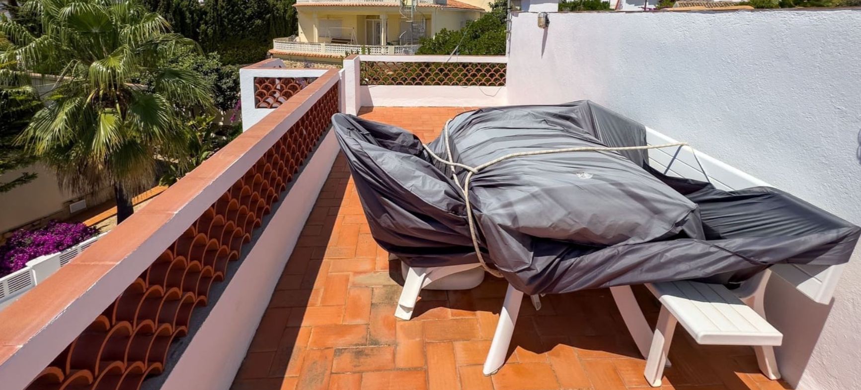 Casa de dos plantas en una zona tranquila de Calpe
