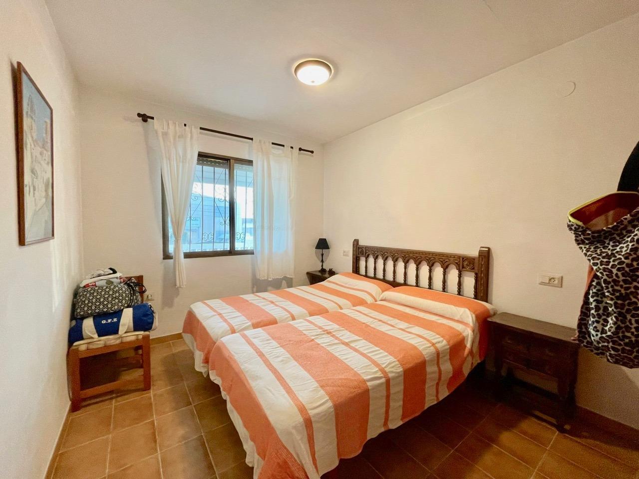 VILLA INDEPENDIENTE CON PISCINA PRIVADA EN BENIDORM