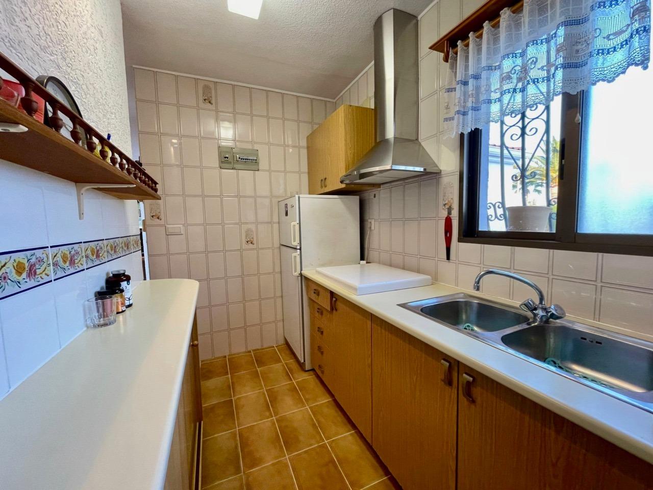 VILLA INDEPENDIENTE CON PISCINA PRIVADA EN BENIDORM