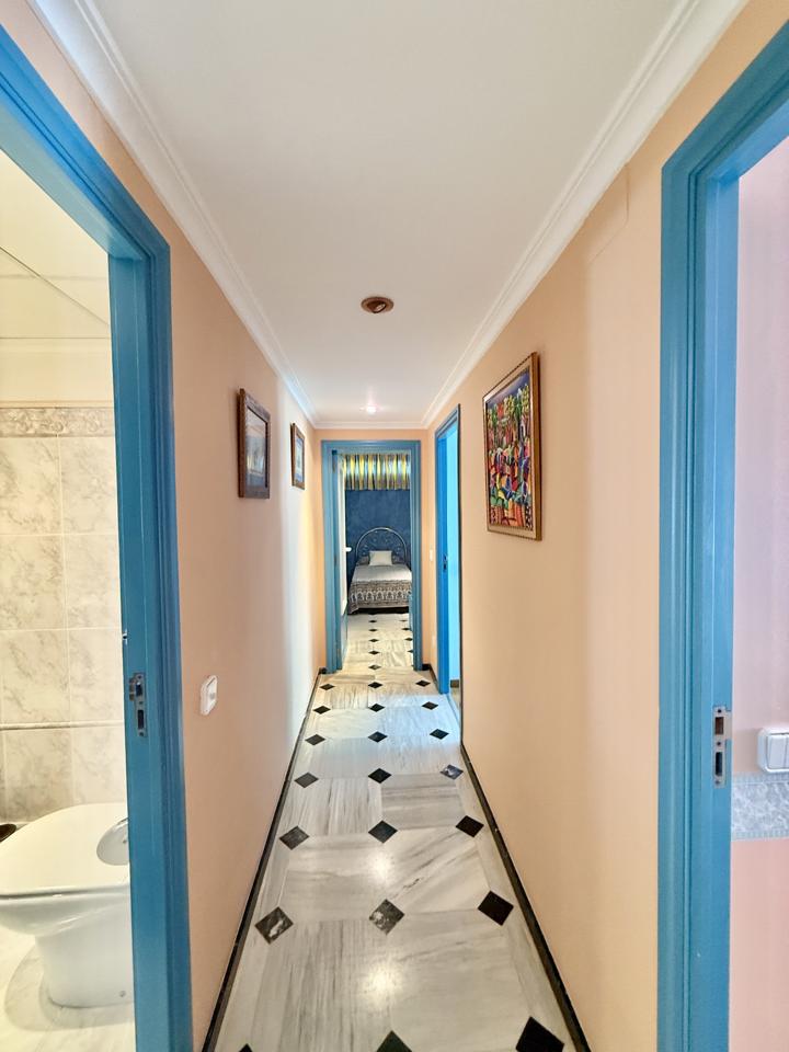 Piso de lujo en venta en primera línea de Playa de Levante, Benidorm — Exclusividad, amplitud y las mejores vistas al mar