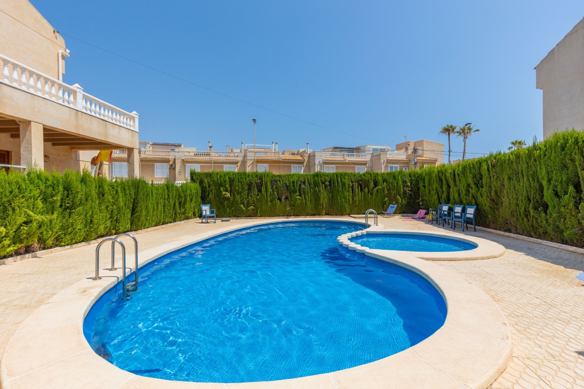 Villa / Revente TORREVIEJA · ZONE LOS FRUTALES · ALICANTE