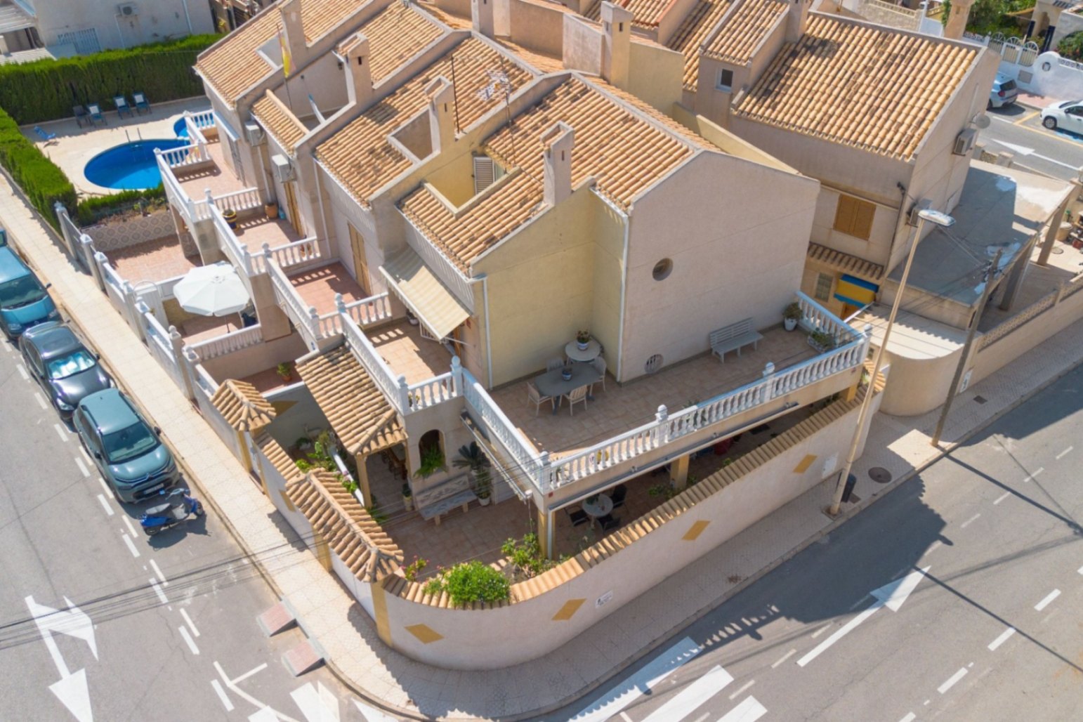 Villa / Revente TORREVIEJA · ZONE LOS FRUTALES · ALICANTE