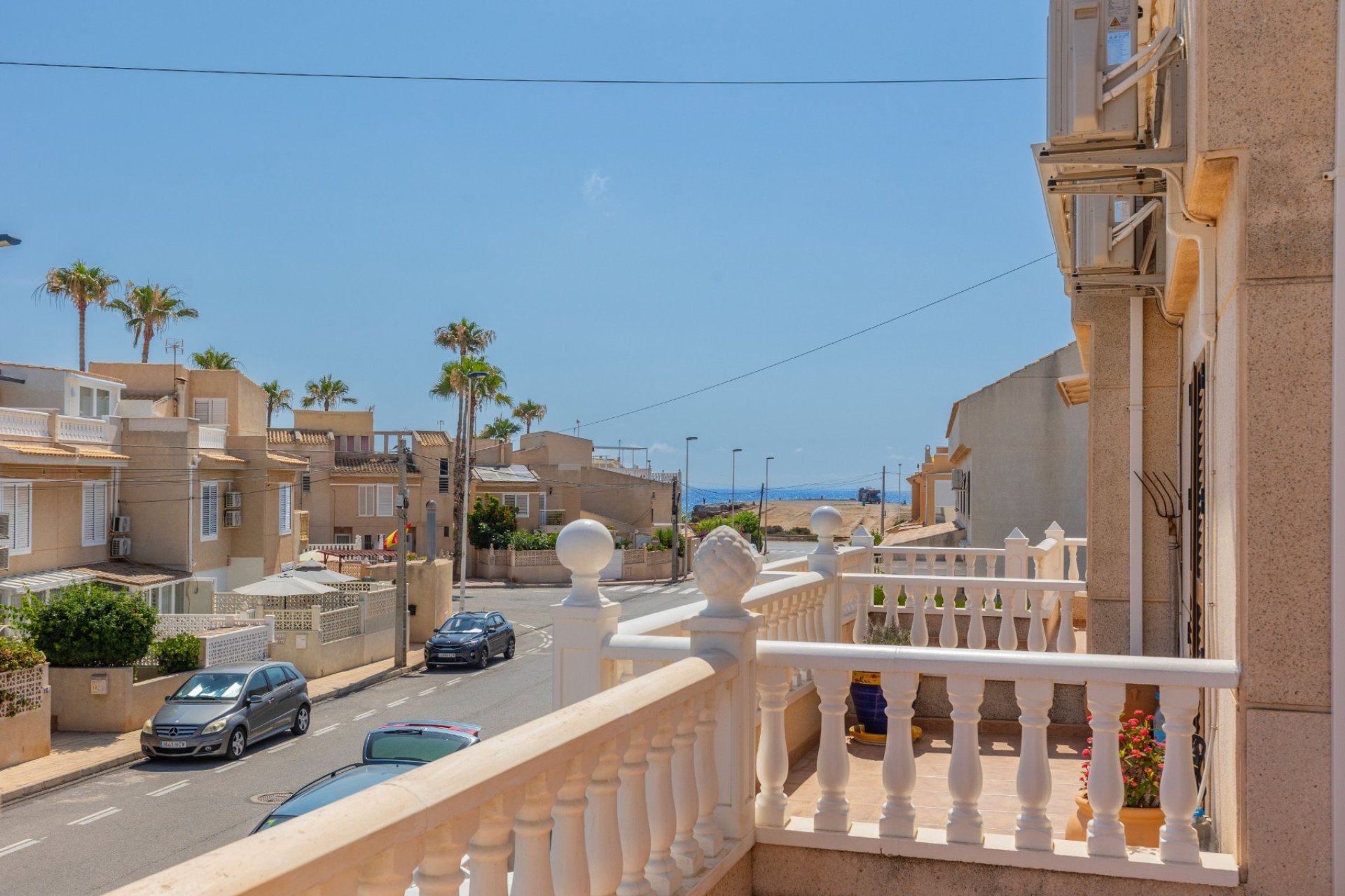 Villa / Revente TORREVIEJA · ZONE LOS FRUTALES · ALICANTE