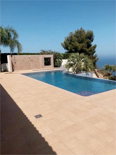 Villa en primera línea