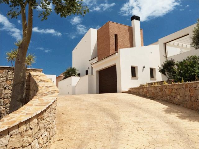 Villa en primera línea
