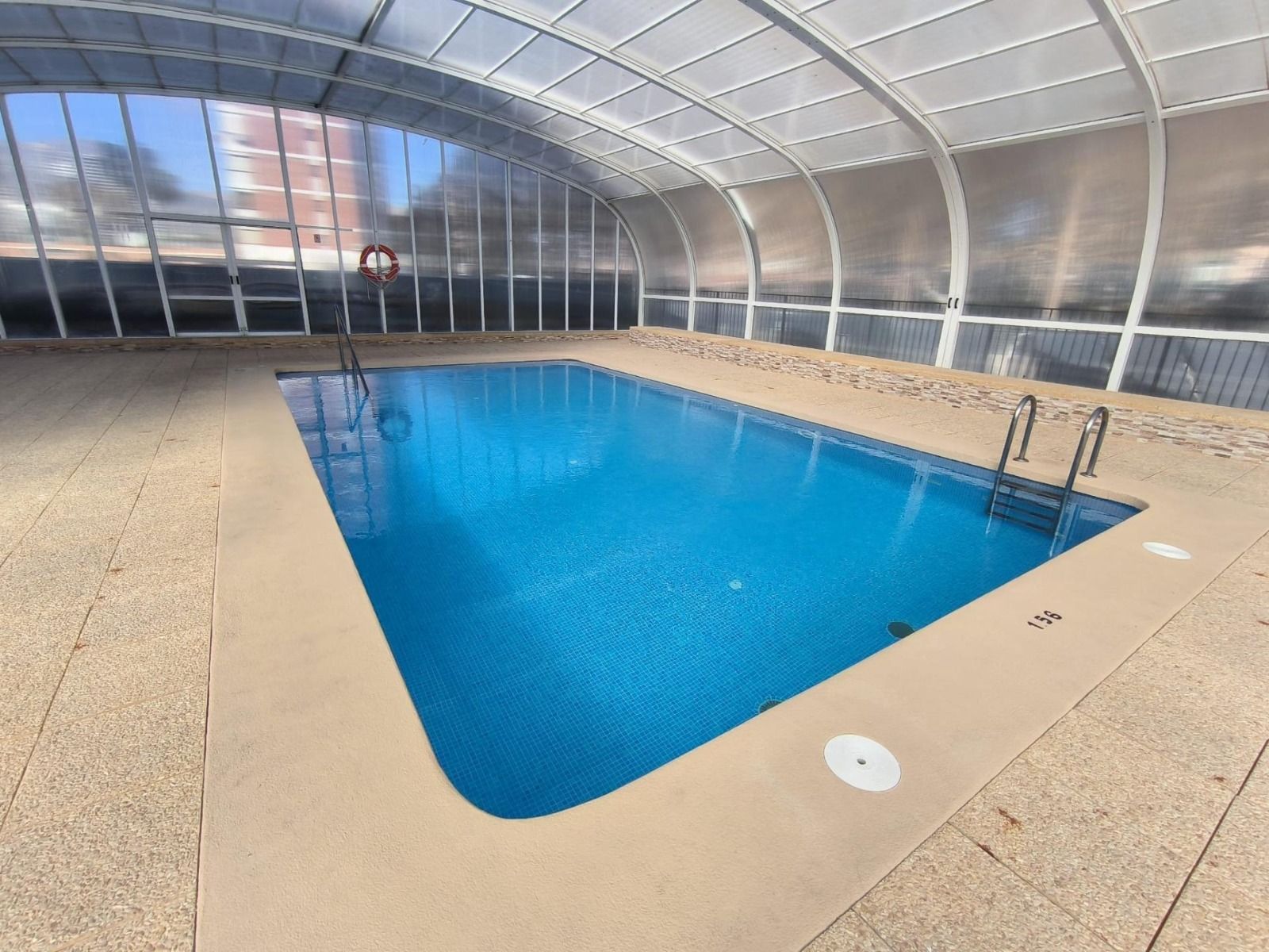 Apartamento con vistas al mar en  Benidorm, a 3 minutos de la playa.