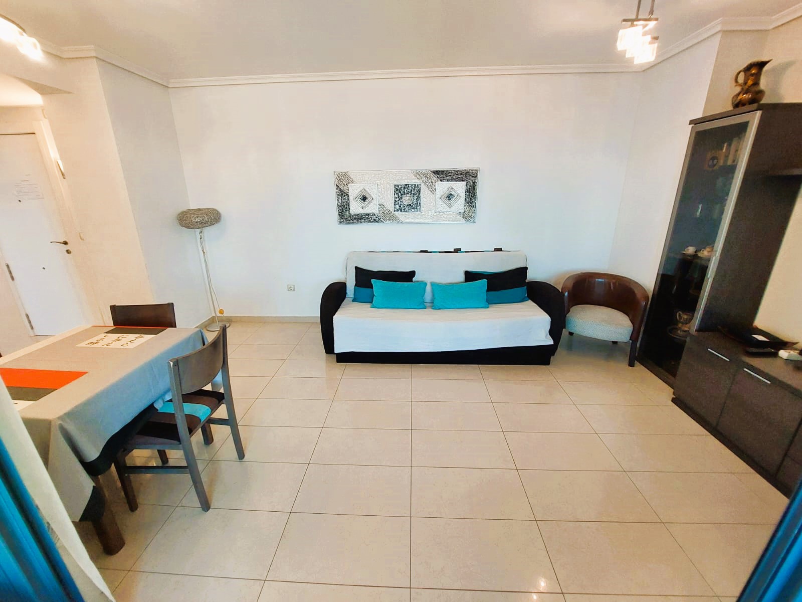Apartamento con vistas al mar en  Benidorm, a 3 minutos de la playa.