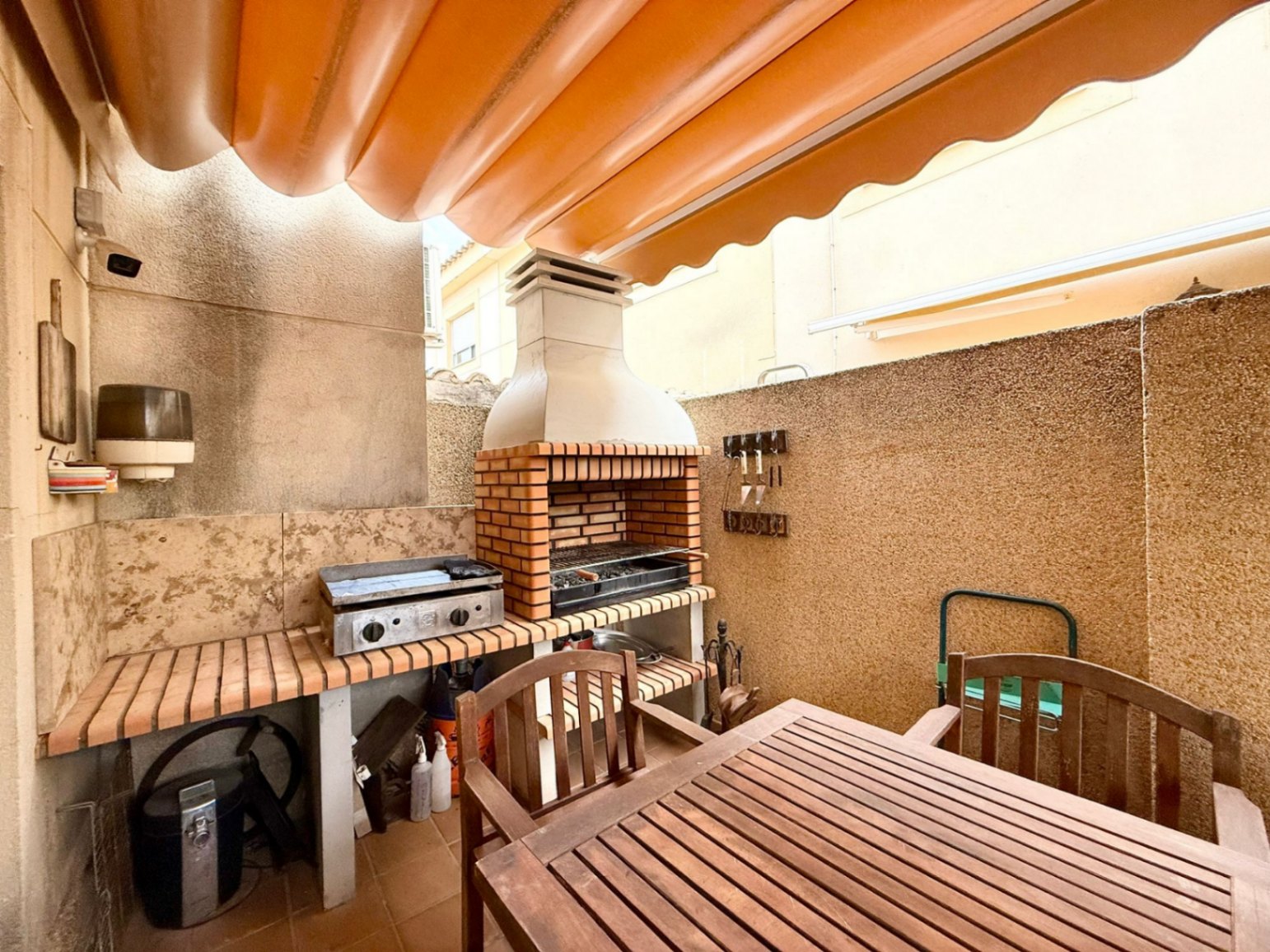 Chalet adosado en Polop.