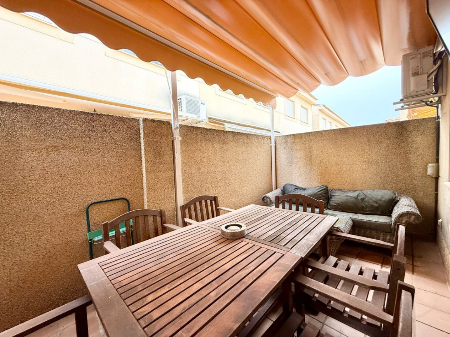 Chalet adosado en Polop.