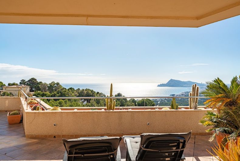 ¡Apartamentos en Sierra de Altea con vistas al mar y a las montañas!