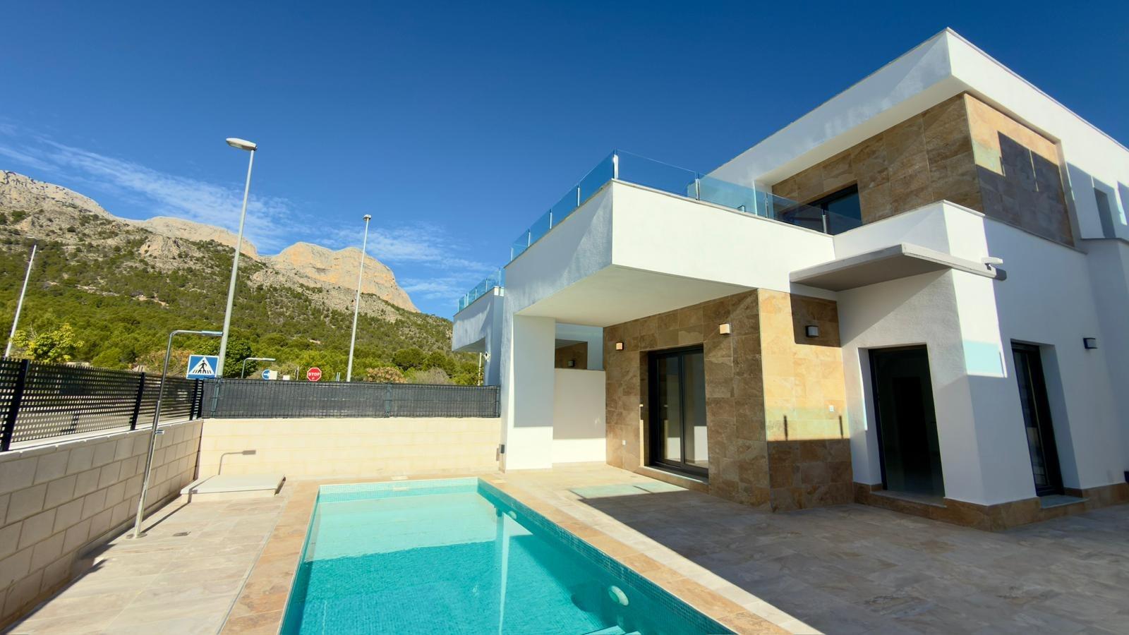 Villa en Polope con vistas a las montañas