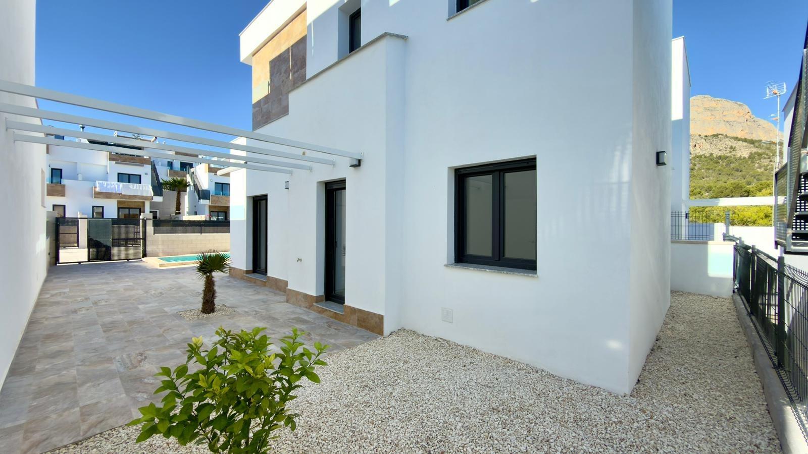 Villa en Polope con vistas a las montañas