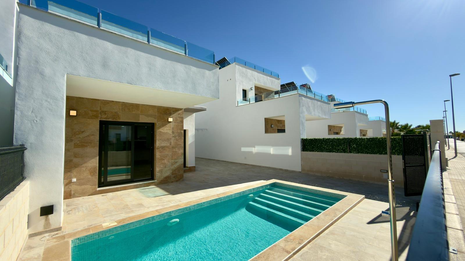 Villa en Polope con vistas a las montañas