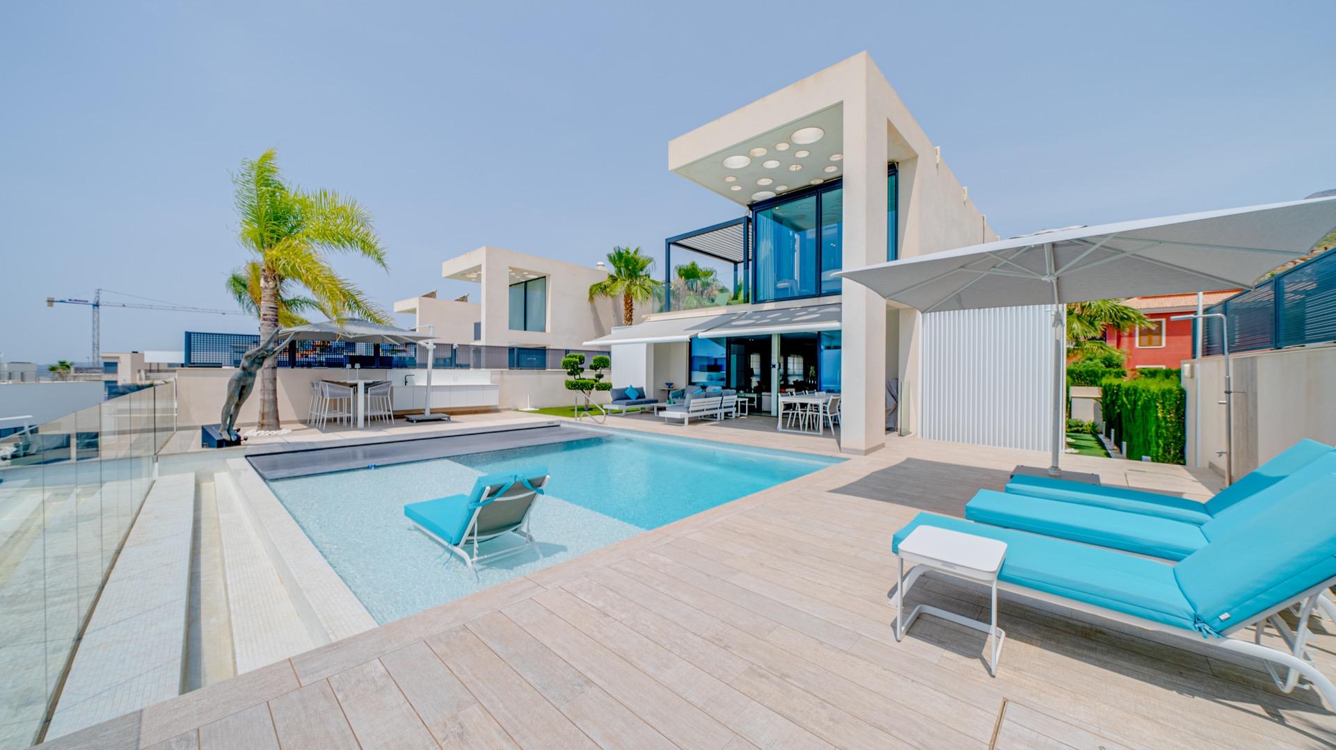 Villa para una familia numerosa en Finestrat.