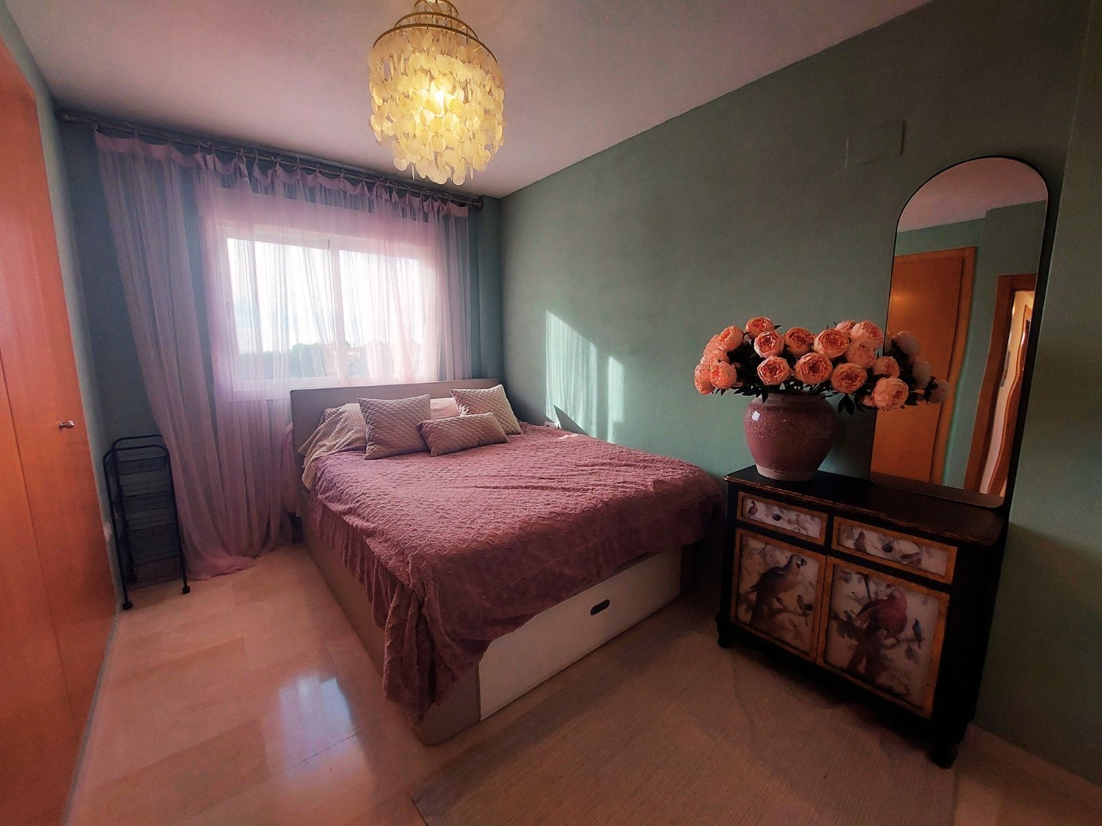¡Villa en La Nucía con vistas panorámicas!