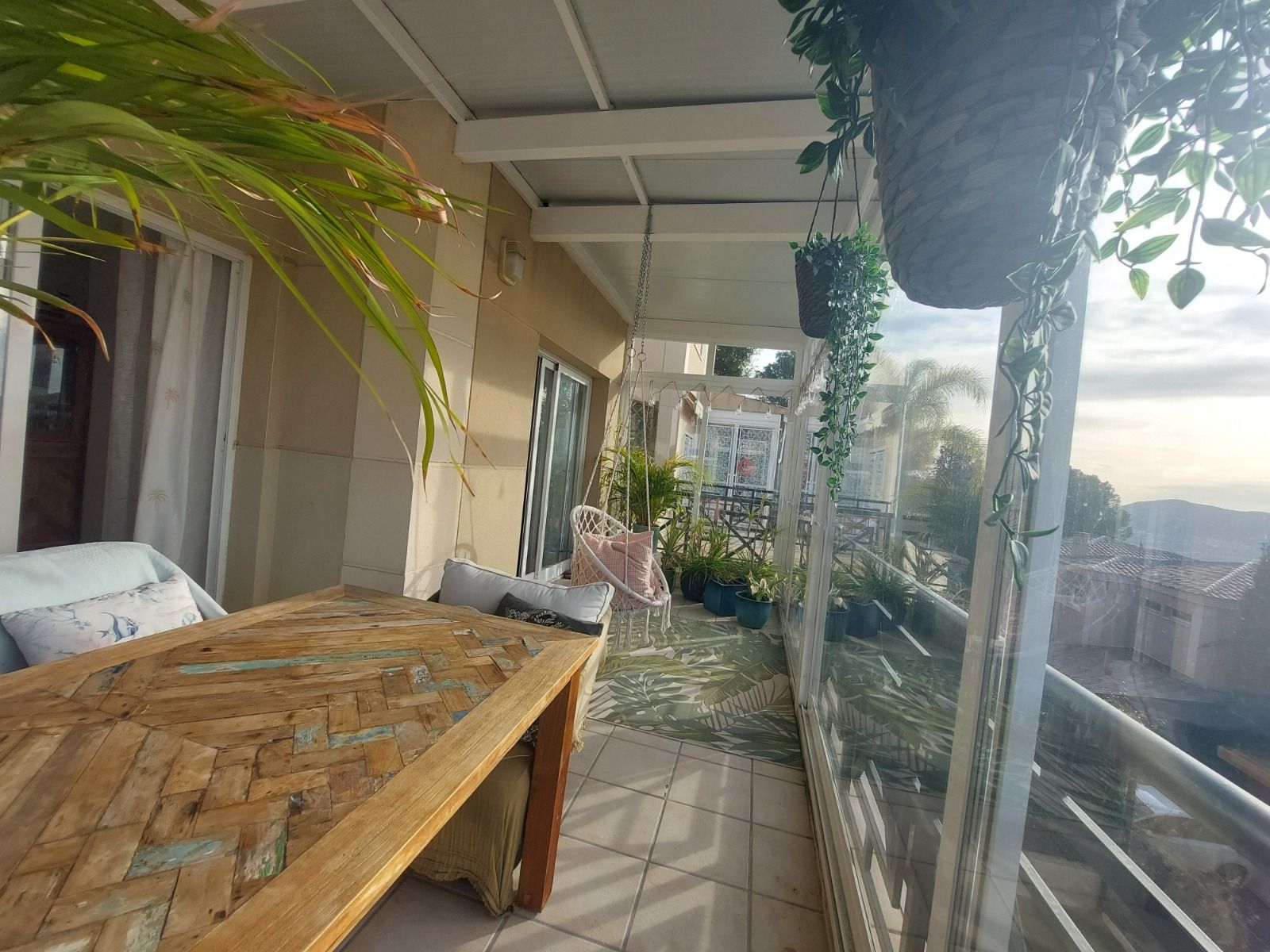 ¡Villa en La Nucía con vistas panorámicas!
