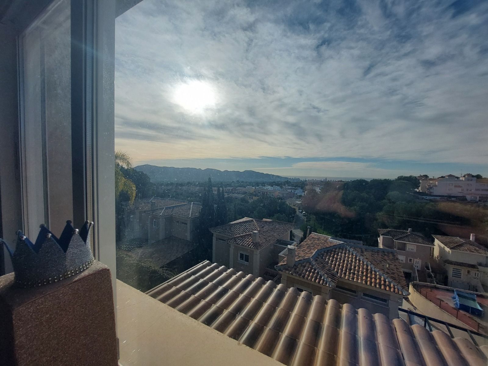 ¡Villa en La Nucía con vistas panorámicas!