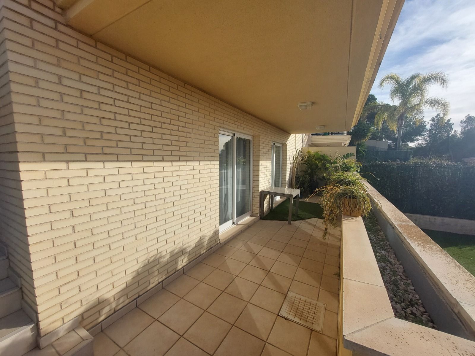 ¡Villa en La Nucía con vistas panorámicas!