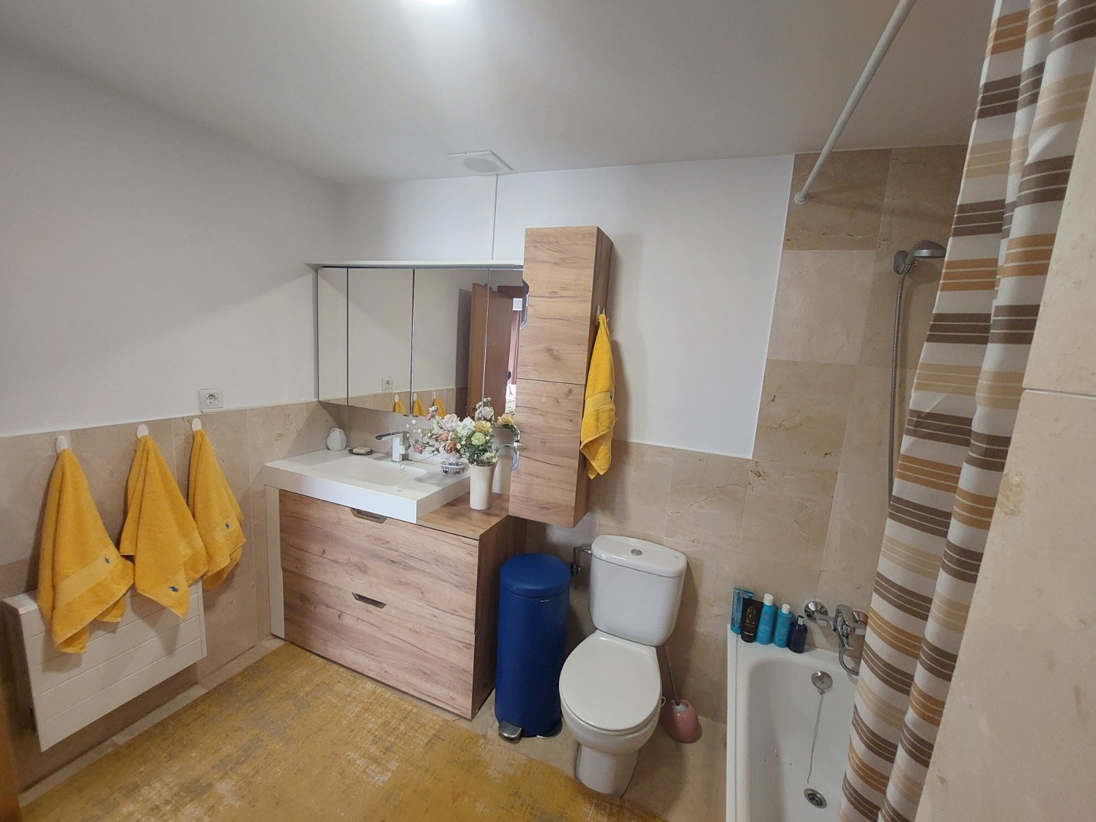 ¡Villa en La Nucía con vistas panorámicas!