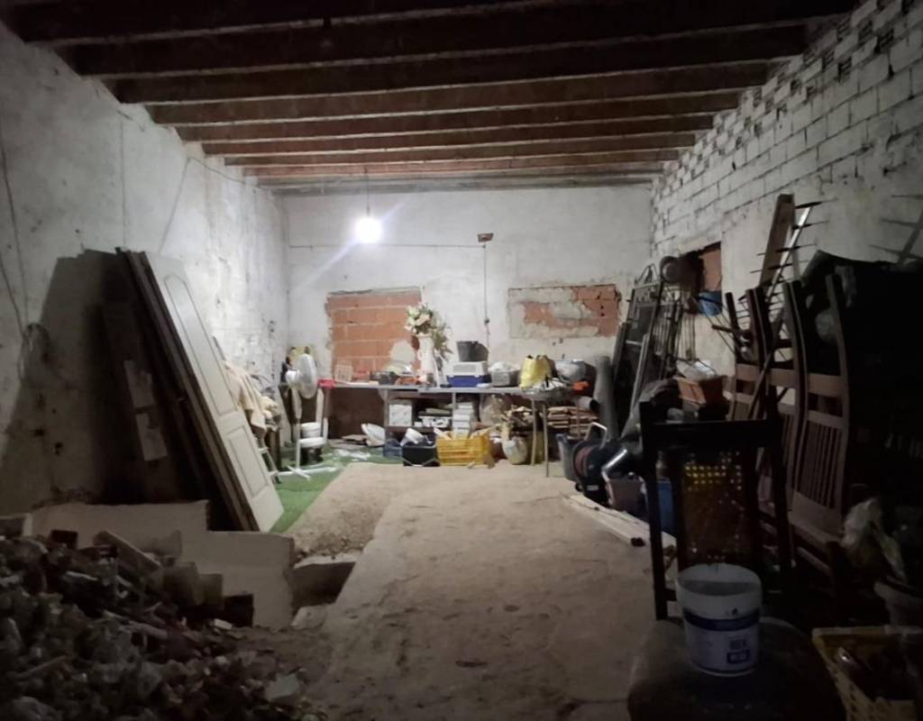 Sjarmerende halvrenovert hus i sentrum av Callosa den Sarrià.