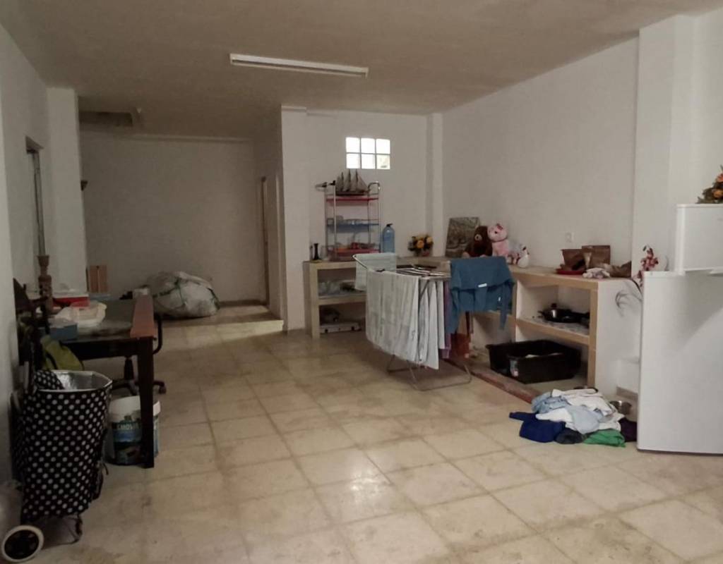 Sjarmerende halvrenovert hus i sentrum av Callosa den Sarrià.