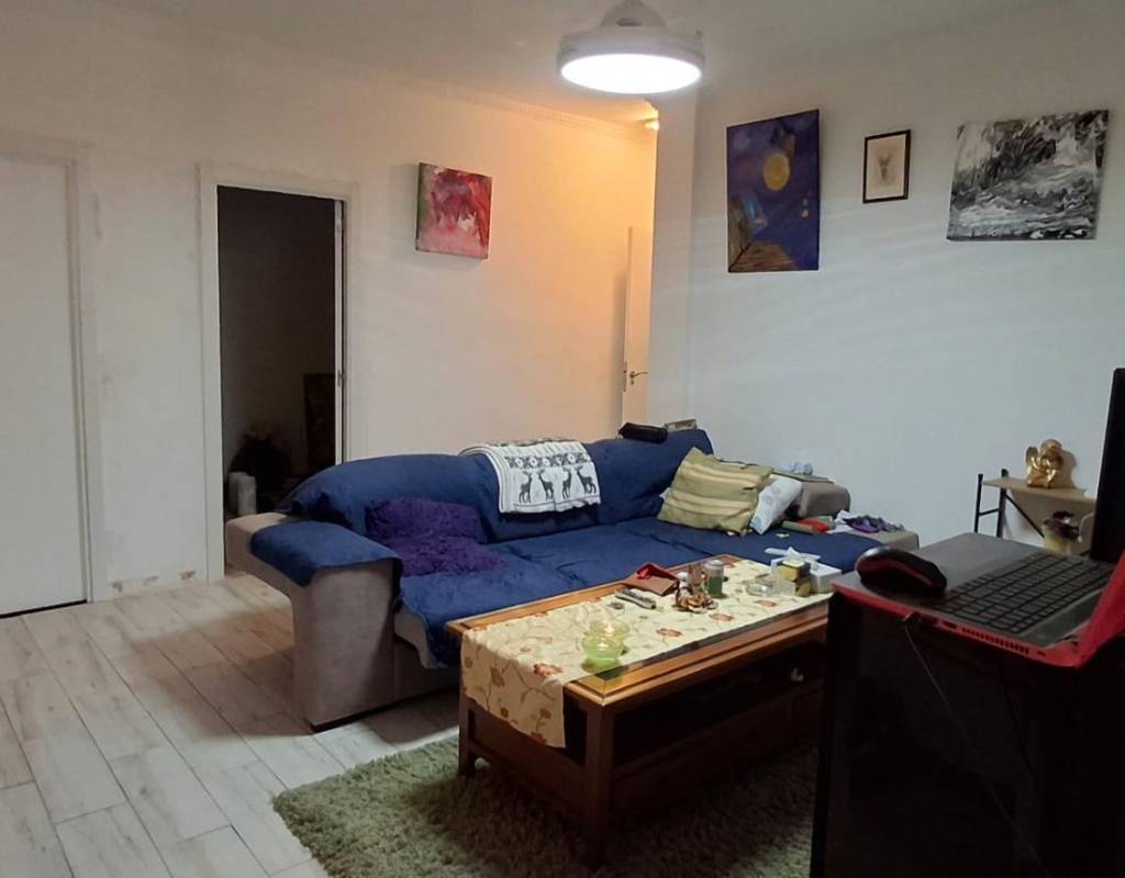 Sjarmerende halvrenovert hus i sentrum av Callosa den Sarrià.