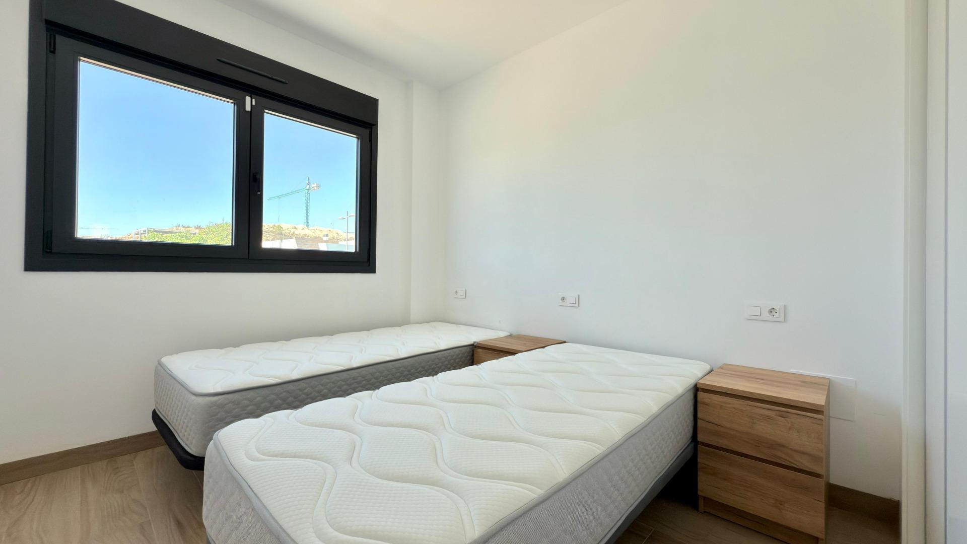 Moderne og luksuriøse bungalow med solarium i Finestrat.