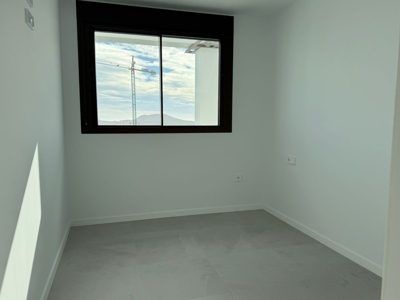 ¡Excelentes apartamentos en Finestrat con vista al mar!
