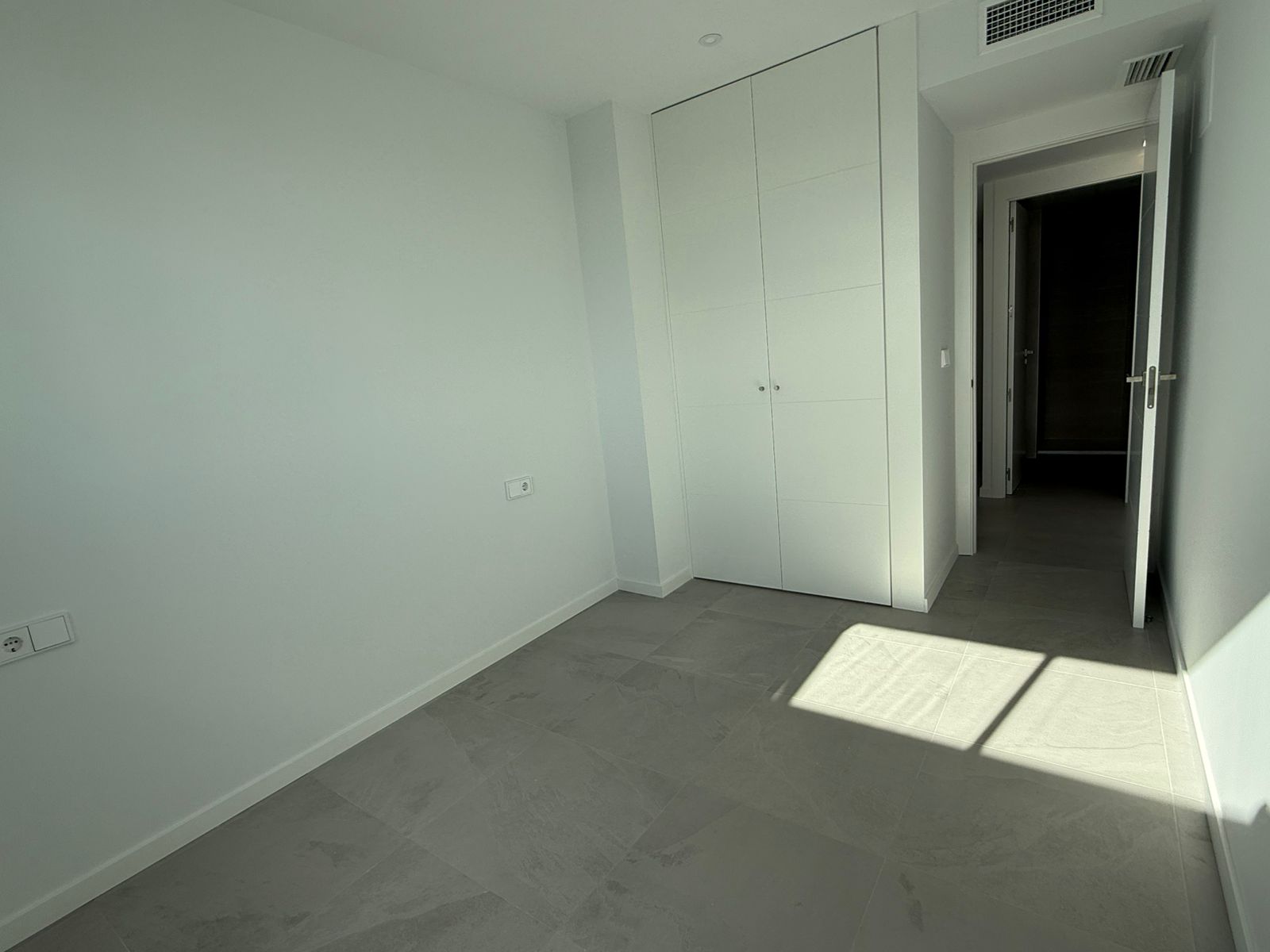¡Excelentes apartamentos en Finestrat con vista al mar!