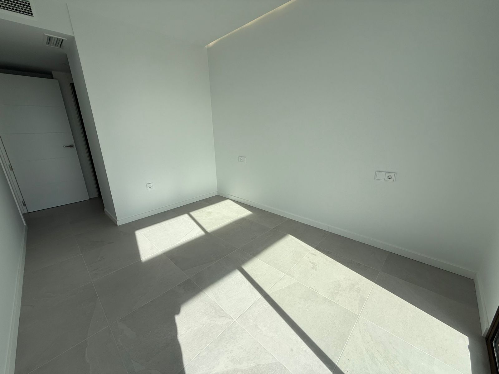 ¡Excelentes apartamentos en Finestrat con vista al mar!