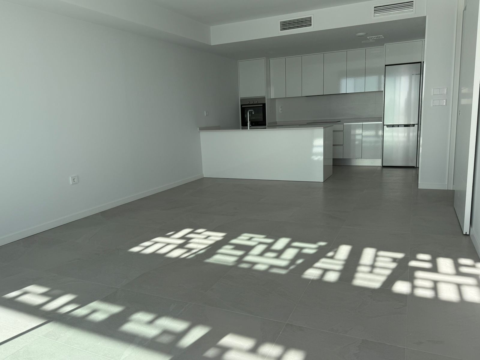 ¡Excelentes apartamentos en Finestrat con vista al mar!