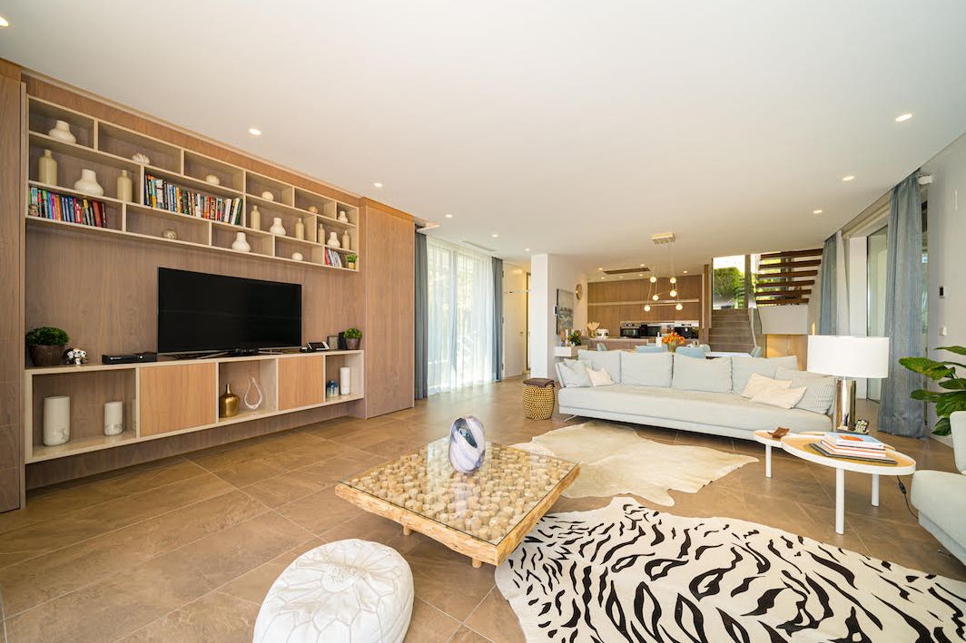 ¡Moderna villa en alquiler en Finestrat, Benidorm!