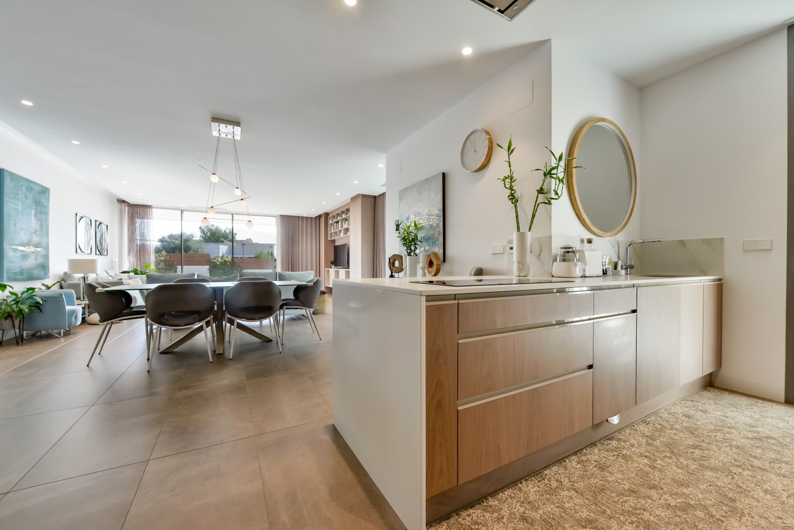 ¡Moderna villa en alquiler en Finestrat, Benidorm!