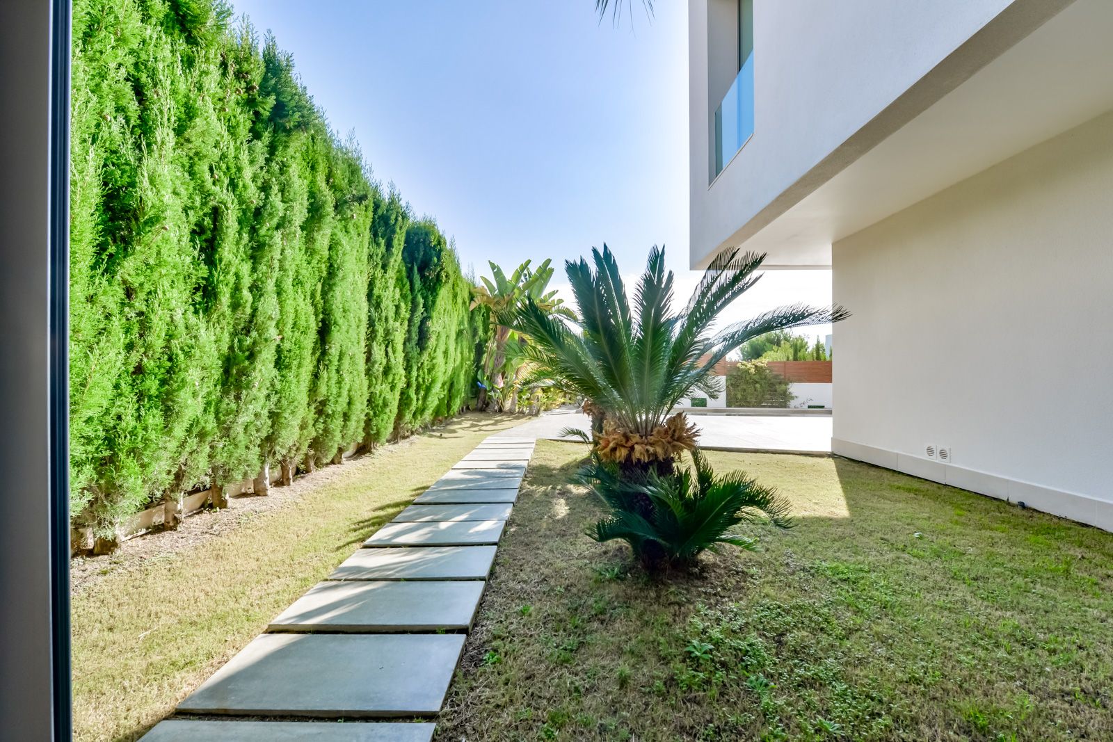 ¡Moderna villa en alquiler en Finestrat, Benidorm!