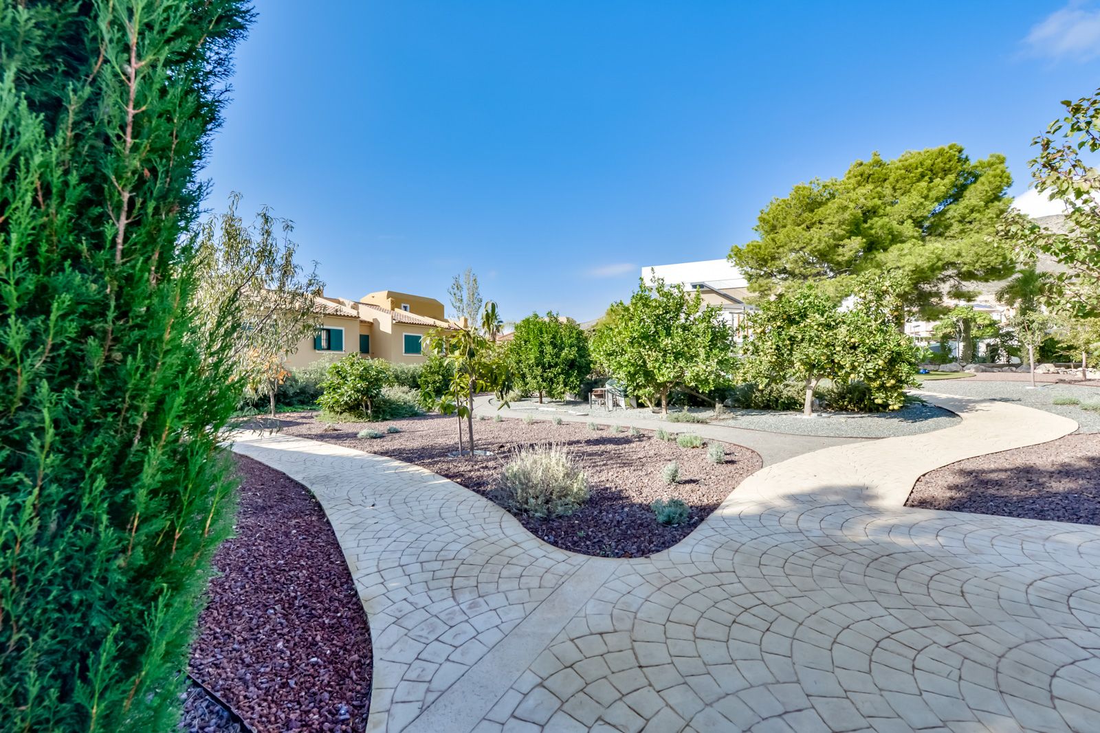 ¡Moderna villa en alquiler en Finestrat, Benidorm!